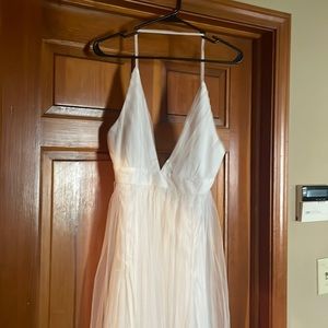 New with tags Windsor Large white sleeveless beach dress/wedding dress